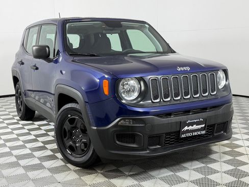 Used 2018 Jeep Renegade Sport w/ Power & Air Group image 2