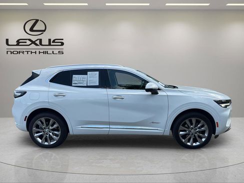 Used 2022 Buick Envision Avenir w/ Technology Package II AWD/4WD image 5