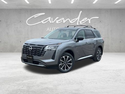 New 2026 Nissan Pathfinder Platinum w/ Cargo Package FWD image 1
