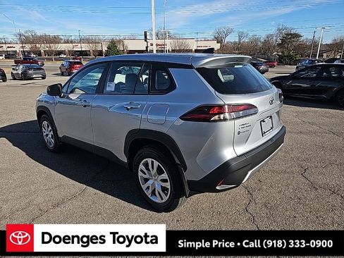 New 2026 Toyota Corolla Cross L image 7