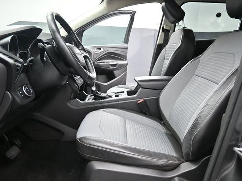 Used 2018 Ford Escape SE w/ SE Sport Appearance Package FWD image 10