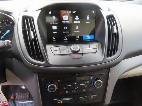 Used 2018 Ford Escape SE w/ SE Sync 3 Package image 31