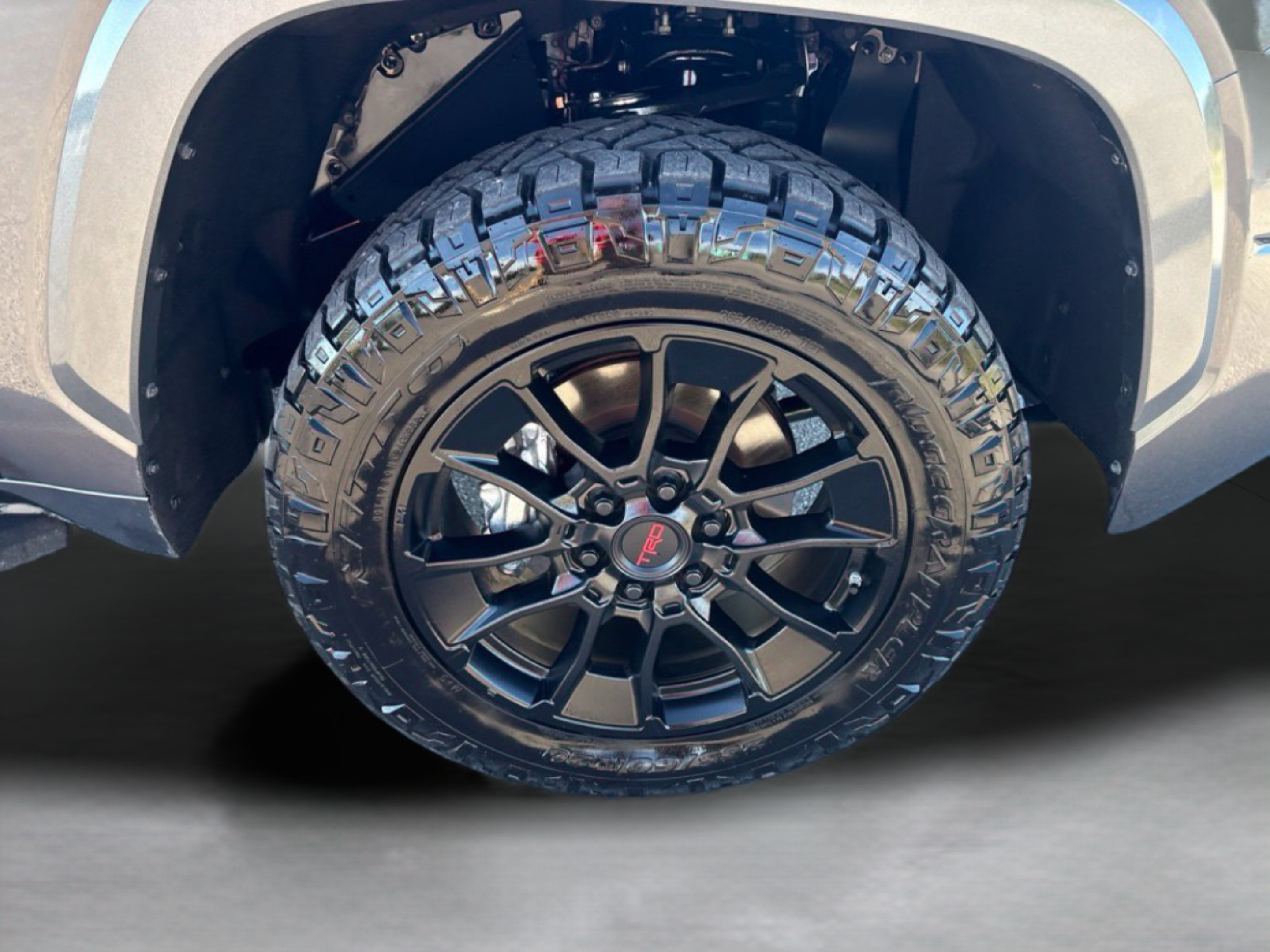 Used 2026 Toyota Tundra Limited AWD/4WD image 35