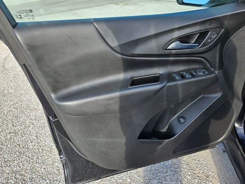 Used 2022 Chevrolet Equinox LT image 20