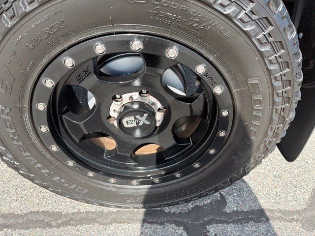 Used 2012 Toyota Tacoma 4x4 Regular Cab image 15