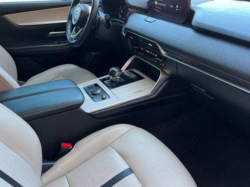 Certified 2024 MAZDA CX-90 Plug-In Hybrid w/ Preferred AWD/4WD image 19