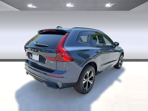 New 2026 Volvo XC60 B5 Core w/ Climate Package AWD/4WD image 9