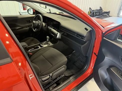 Used 2025 Hyundai Kona SEL AWD/4WD image 22