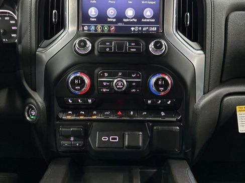 Used 2021 GMC Sierra 1500 SLT w/ SLT Premium Plus Package AWD/4WD image 25
