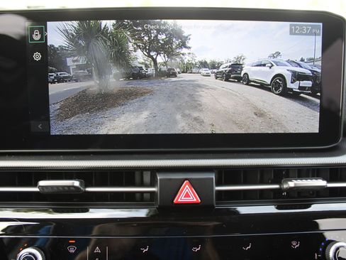 New 2026 Kia Sportage LX image 46