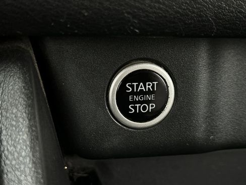 Used 2021 Nissan Rogue SV image 24