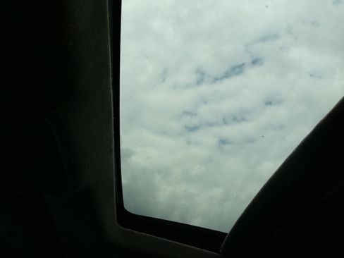 Used 2017 Chevrolet Cruze LT w/ Sun And Sound Package image 16