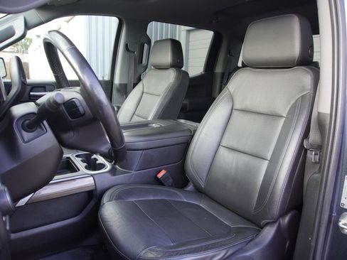 Used 2019 Chevrolet Silverado 1500 LT Trail Boss AWD/4WD image 11