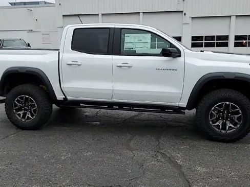 New 2026 Chevrolet Colorado ZR2 w/ Technology Package image 9