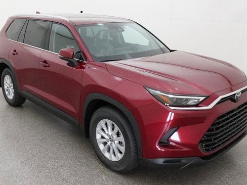 New 2026 Toyota Grand Highlander XLE image 13