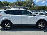 Used 2018 Toyota RAV4 XLE image 3