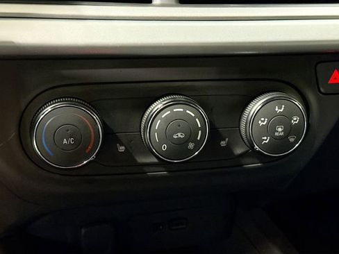 New 2026 Chevrolet Trax RS FWD image 18