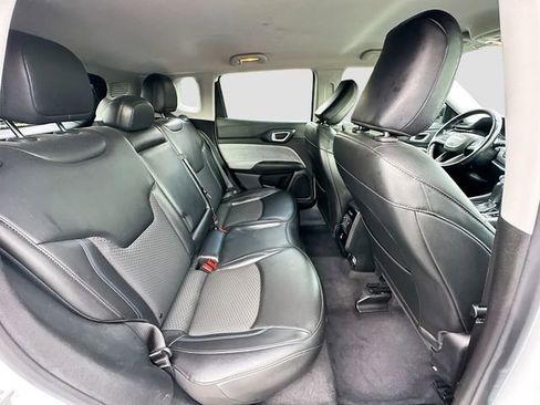 Certified 2022 Jeep Compass Latitude w/ Convenience Group image 25