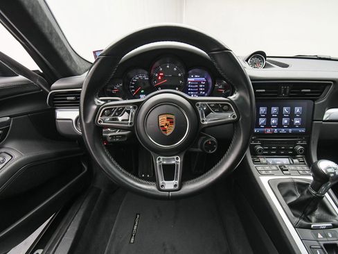 Used 2017 Porsche 911 Carrera S image 11