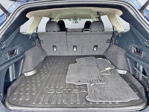 Used 2020 Subaru Outback Premium AWD/4WD image 18