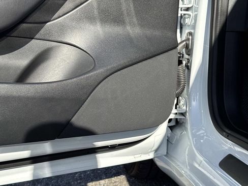 Used 2022 Tesla Model 3 Long Range image 18