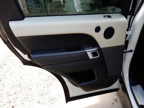Used 2020 Land Rover Range Rover Sport HST AWD/4WD image 24