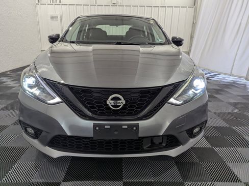 Used 2018 Nissan Sentra SR w/ SR Midnight Edition Package FWD image 4