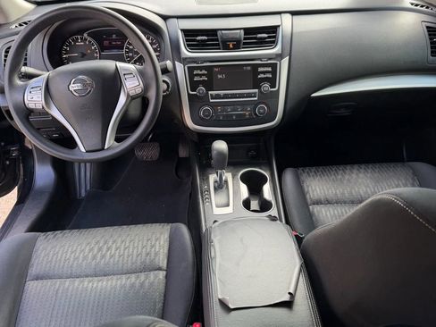 Used 2016 Nissan Altima 2.5 S w/ Power Driver Seat Package image 12