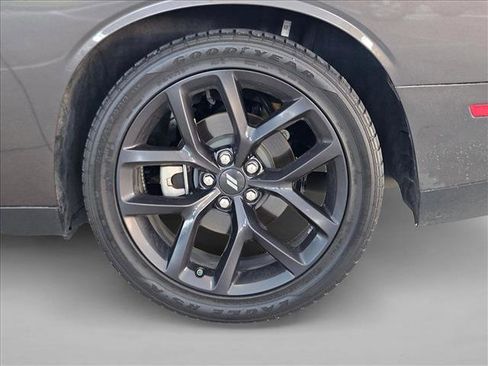 Used 2023 Dodge Challenger R/T w/ Blacktop Package image 23