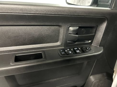 Used 2018 RAM 1500 Express w/ Express Value Package AWD/4WD image 12