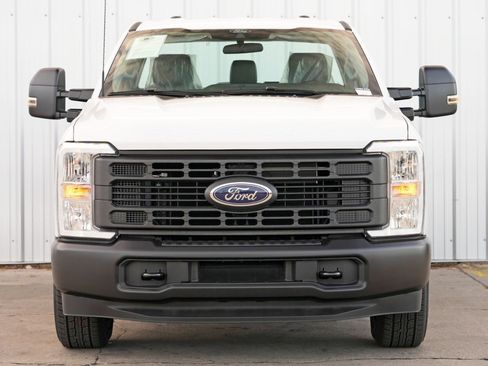 Used 2025 Ford F350 XL w/ XL Driver Assist Package image 7