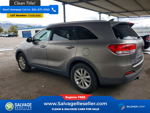 Used 2016 Kia Sorento AWD image 3