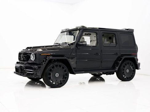 Used 2025 Mercedes-Benz G 63 AMG 4MATIC image 13