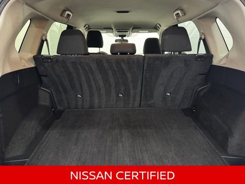 Certified 2025 Nissan Rogue SV AWD/4WD image 38