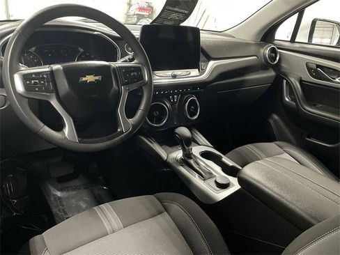Certified 2024 Chevrolet Blazer LT w/ Convenience Package image 18