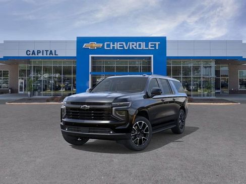 New 2026 Chevrolet Suburban RST image 8