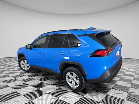 Used 2021 Toyota RAV4 LE image 13
