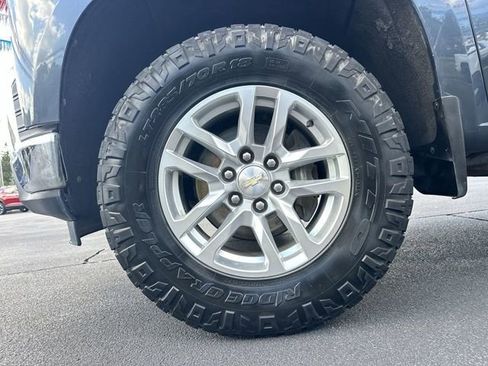 Certified 2020 Chevrolet Silverado 1500 LT RWD image 30