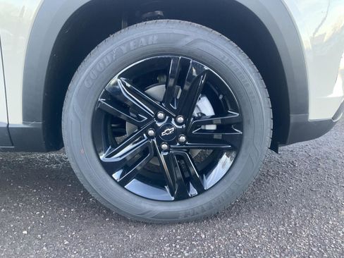 New 2026 Chevrolet Trax ACTIV w/ Driver Confidence Package FWD image 9