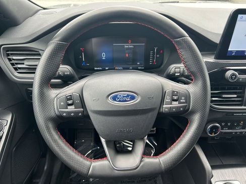 Used 2024 Ford Escape ST-Line AWD/4WD image 16