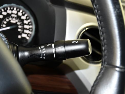 Used 2018 Toyota Tundra Limited AWD/4WD image 26