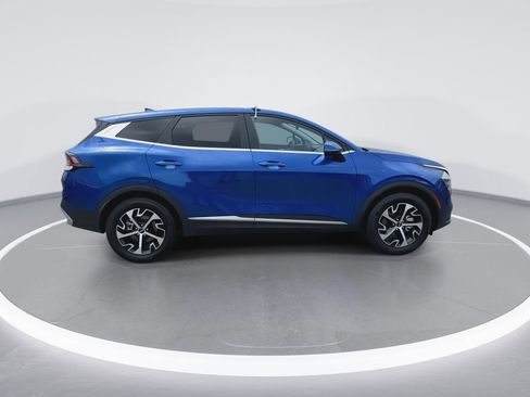New 2025 Kia Sportage EX image 9
