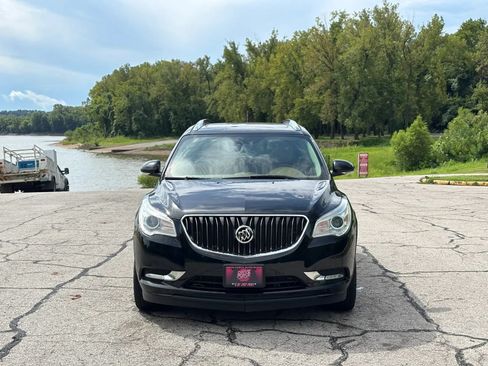Used 2017 Buick Enclave Leather w/ Enclave Sport Touring Edition FWD image 2