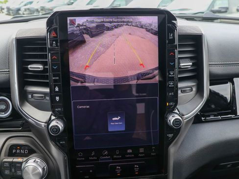New 2026 RAM 1500 Laramie AWD/4WD image 20