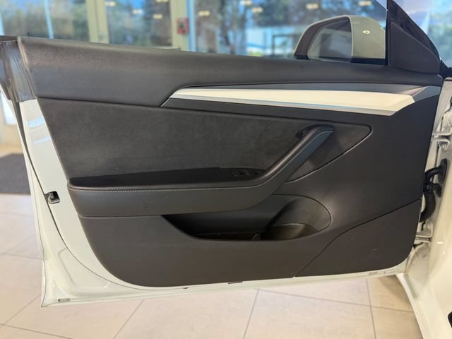Used 2021 Tesla Model 3 Long Range AWD/4WD image 18