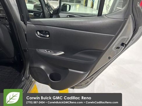 Used 2019 Nissan Leaf S w/ S Charge Package FWD image 19