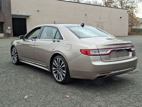 Used 2018 Lincoln Continental Select w/ Continental Climate Package image 7