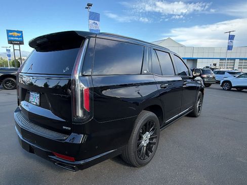 Used 2023 Cadillac Escalade Sport Platinum w/ Heavy-Duty Trailer Package AWD/4WD image 5