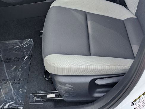 Used 2024 Toyota Corolla LE image 21