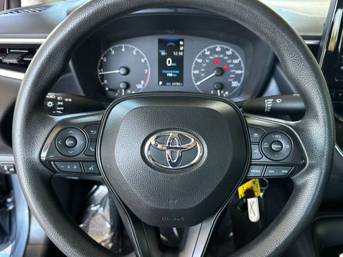 Used 2024 Toyota Corolla LE FWD image 19